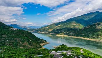 A view of the Yangtze River (Xinhua/Shutterstock)