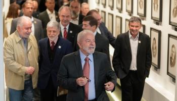 Former President Luiz Inacio Lula da Silva (c) with members of the industrial federation FIESP. (Andre Penner/AP/Shutterstock)