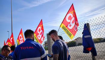Strike of Total and ExxonMobil employees in La Mède and Fos-sur-Mer, south of France (Dalmasso Denis/ABACA/Shutterstock)