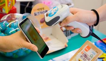 Mobile payment services, South Korea (Lee Jae-Won/AFLO/Shutterstock)