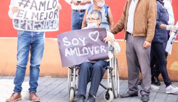  Supporters of President Andres Manuel Lopez Obrador (Shutterstock)