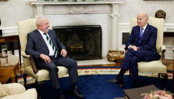 President Joe Biden (r) hosts Lula at the White House (Shutterstock)