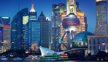 Shanghai at night (Shutterstock/ESB Professional)