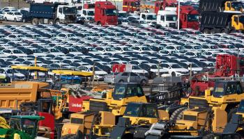 Vehicles awaiting export at the Argentine port of Zarate (Shutterstock)