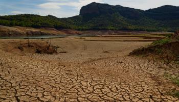 Drought at the Sau water reservoir in Spain on April 27, 2023 (Davide Bonaldo/SOPA Images/Shutterstock)