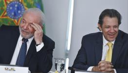President Lula da Silva (l) and Finance Minister Fernando Haddad (ANDRE BORGES/EPA-EFE/Shutterstock)