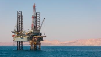Offshore drilling rig, Gulf of Suez (Shutterstock)