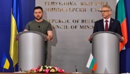 Ukraine's President Volodymyr Zelensky with the Bulgarian Prime Minister Nikolay Denkov in July (Georgi Paleykov/NurPhoto/Shutterstock)