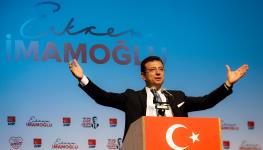 Istanbul Mayor Ekrem Imamoglu (Shutterstock/Lumiereist)