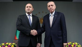 Bulgarian President Rumen Radev and Turkish President Recep Tayyip Erdogan (APAImages/Shutterstock)