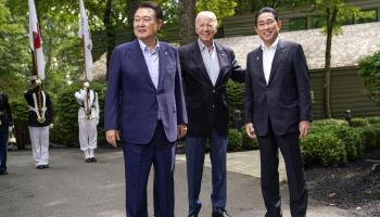 From left to right: South Korean President Yoon Suk-yeol, US President Joe Biden and Japanese Prime Minister Fumio Kishida at Camp David (NATHAN HOWARD/POOL/EPA-EFE/Shutterstock)
