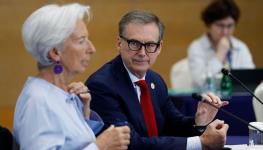 Tiff Macklem (R), Governor of the Bank of Canada, and Christine Lagarde (L), President of the European Central Bank (ECB) at a meeting of G-7 finance ministers in Niigata, Japan, May 13, 2023. (Kiyoshi Ota/POOL/EPA-EFE/Shutterstock)