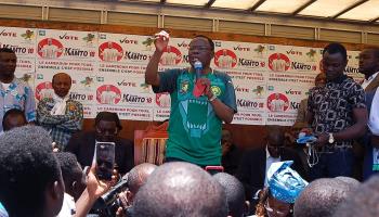 Opposition candidate Maurice Kamto campaigning before the 2018 presidential election (ETIENNE MAINIMO/EPA-EFE/Shutterstock)