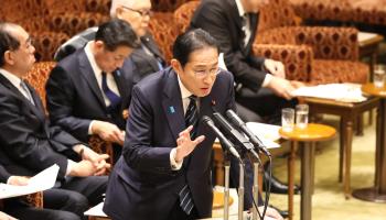 Japanese Prime Minister Fumio Kishida answers a question at the upper house’s budget committee session (Yoshio Tsunoda/AFLO/Shutterstock)
