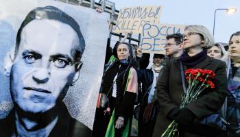 Rally in memory of Alexei Navalny near the Russian embassy in Warsaw (Volha Shukaila/SOPA Images/Shutterstock)