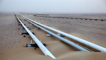 Oil pipeline in Qatar (Shutterstock)