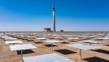 The world’s largest molten salt tower solar thermal power station in Jiuquan, Gansu province (Costfoto/NurPhoto/Shutterstock)