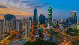 A view of Panama City at sunset (Shutterstock)