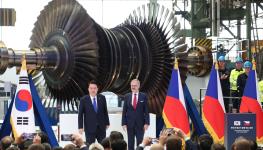 South Korean President Yoon Suk-yeol and Czech Prime Minister Petr Fiala at the Doosan Skoda Power headquarters in Plzen, September 2024 (Yonhap/EPA-EFE/Shutterstock)

