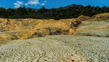 A section of the reservoir at the Guavio hydroelectric plant (Jhojan Hilarion/GettyImages)

