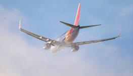 Boeing 737 aircraft  leaves San Diego airport (Kevin Carter/Getty Images)